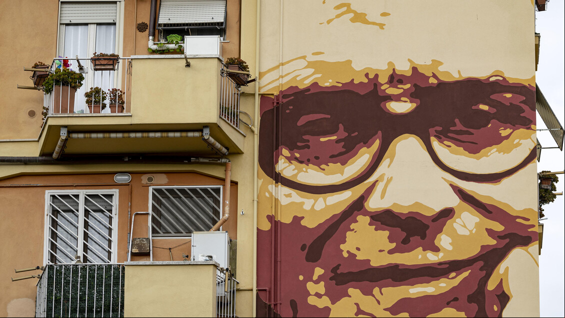 Roma inaugura mural em homenagem ao maestro Ennio Morricone