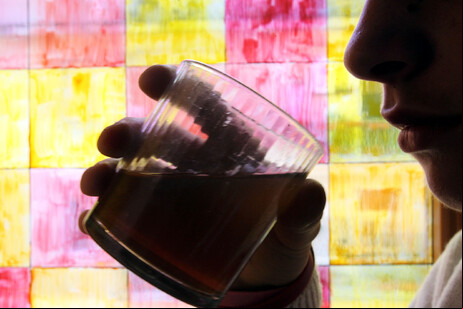 Risco de câncer oral em mulheres não se relaciona ao consumo de álcool ou fumo