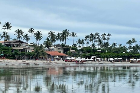 Praia no litoral brasileiro