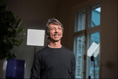 Piccioli comandou direção criativa da Valentino por 25 anos