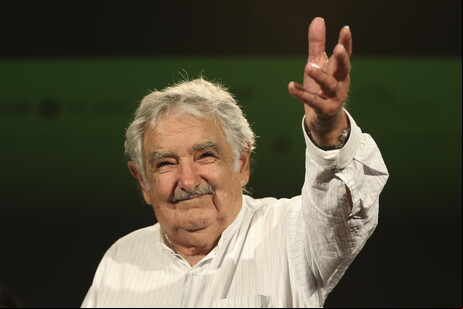 Mujica morreu aos 89 anos após uma longa batalha contra um câncer
