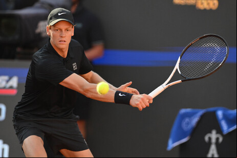 Sinner perdeu para Alcaraz na decisão do Masters 1000 de Roma