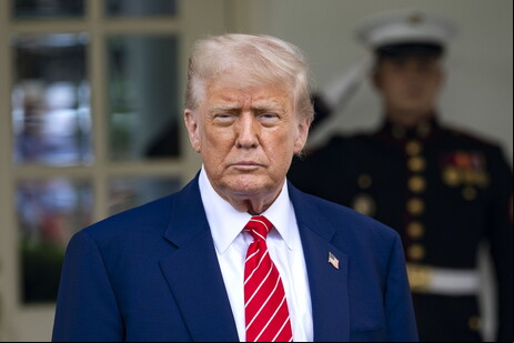 Trump parabenizou Prevost por vitória no conclave