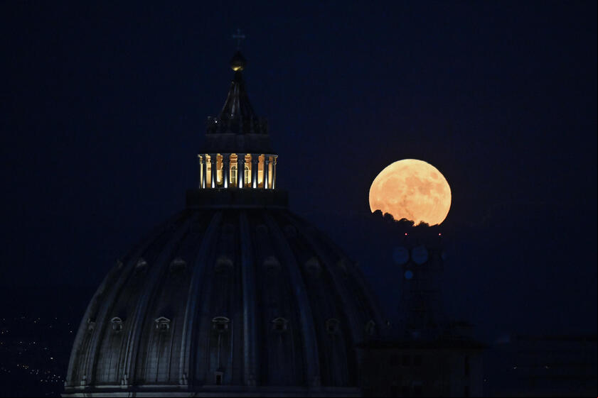 Superlua pode ser vista no céu da Itália