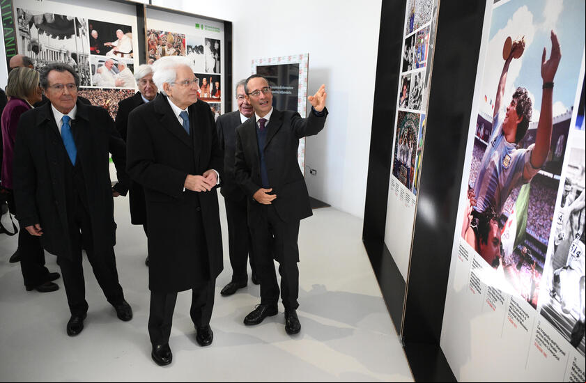 Mattarella participou da abertura da mostra em homenagem à ANSA