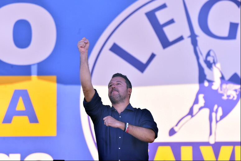 Salvini foi acusado de sequestro e omissão de documentos oficiais - TODOS OS DIREITOS RESERVADOS