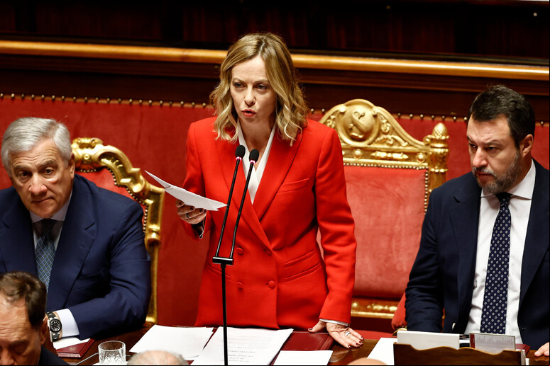 Premiê Giorgia Meloni durante discurso no Parlamento - TODOS OS DIREITOS RESERVADOS