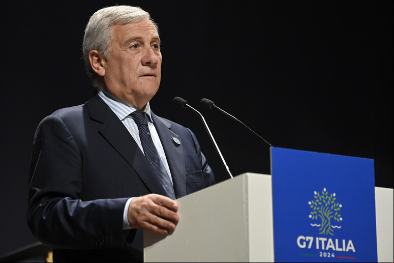 Antonio Tajani durante encontro do G7 do Desenvolvimento - TODOS OS DIREITOS RESERVADOS