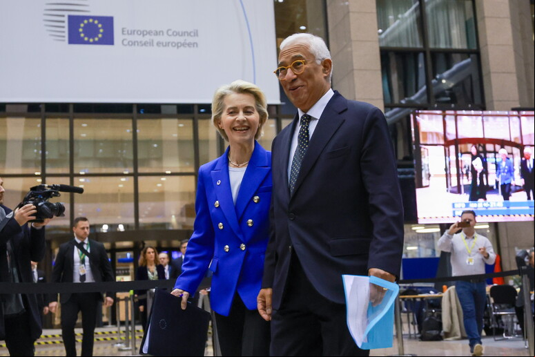 Von der Leyen e Costa publicaram mensagem idêntica - TODOS OS DIREITOS RESERVADOS