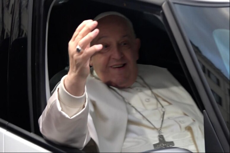 Papa enviou mensagem aos jovens em janeiro - TODOS OS DIREITOS RESERVADOS