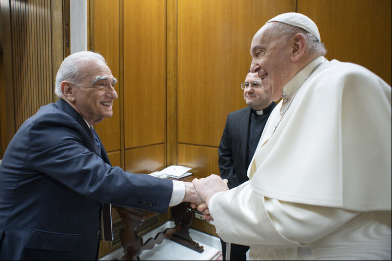 Papa e Scorsese durante encontro no Vaticano - TODOS OS DIREITOS RESERVADOS