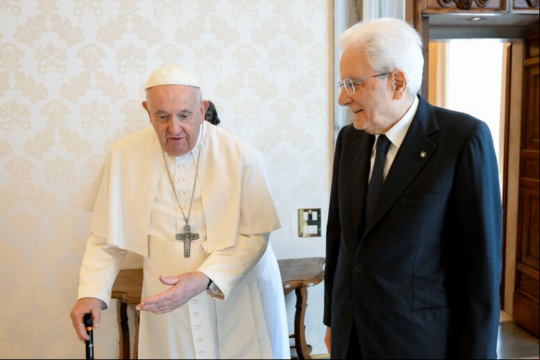 Mattarella lembrou de papa Francisco durante visita ao Brasil - TODOS OS DIREITOS RESERVADOS