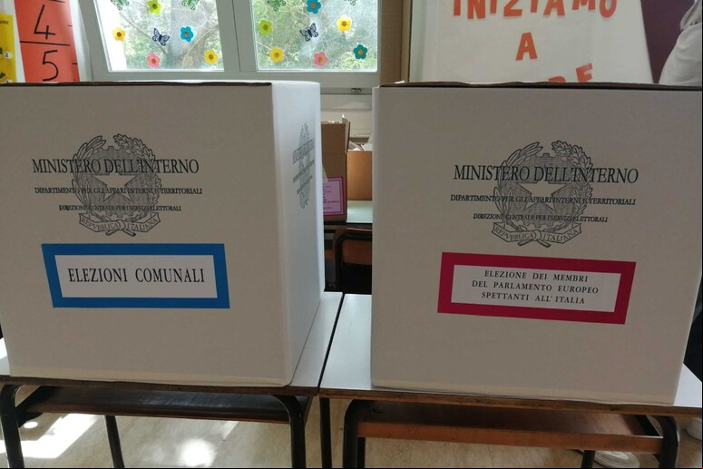 101 prefeituras italianas terão 2º turno - TODOS OS DIREITOS RESERVADOS