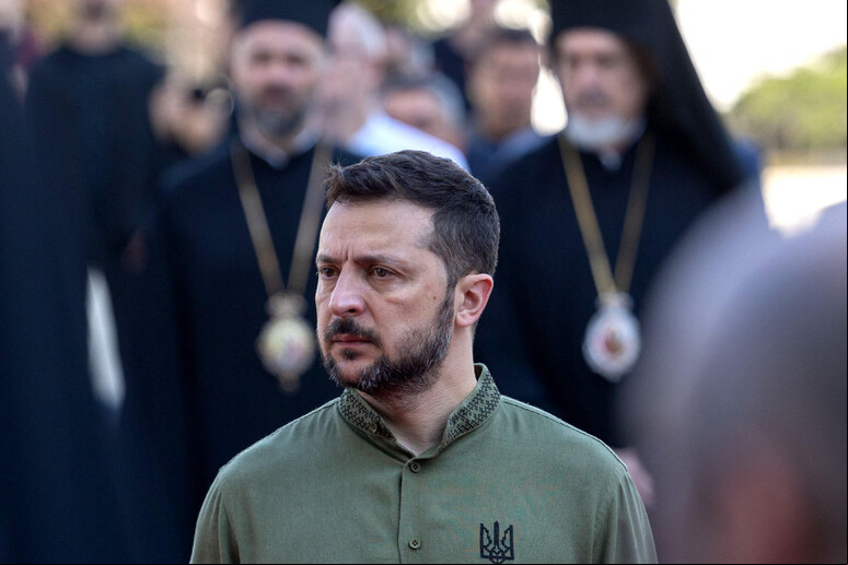 Zelensky disse que Rússia deveria participar de próxima cúpula de paz © ANSA/AFP