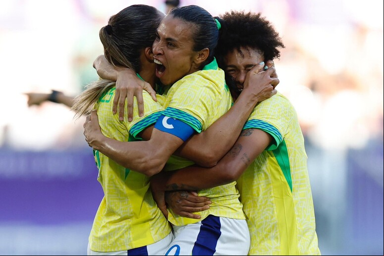 Marta foi a responsável pelo e que originou o gol do Brasil contra a Nigéria © ANSA/Rafael Ribeiro / CBF