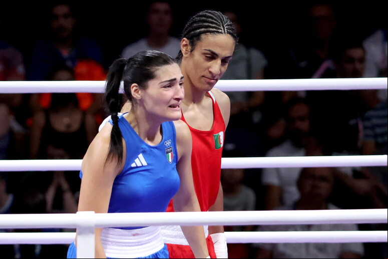 Imane Khelif, por outro lado, recebeu apoio de jogador do Milan © ANSA/EPA