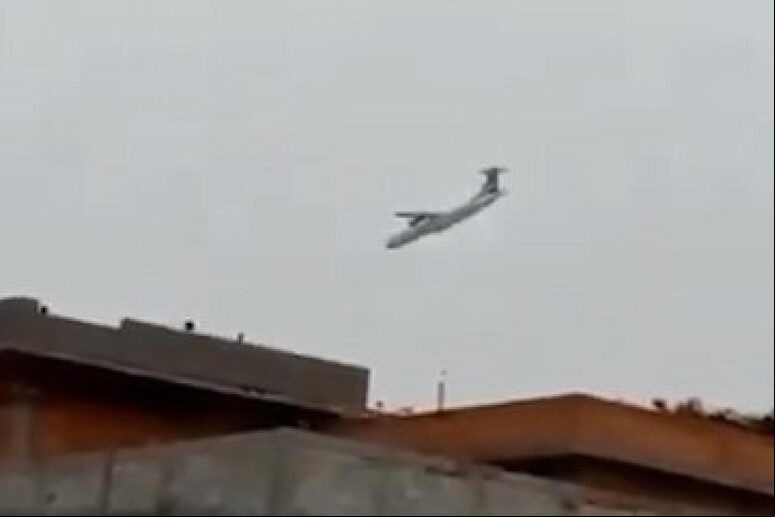 Aeronave ATR-72, da fabricante franco-italiana ATR, caiu em um condomínio de chácaras - TODOS OS DIREITOS RESERVADOS
