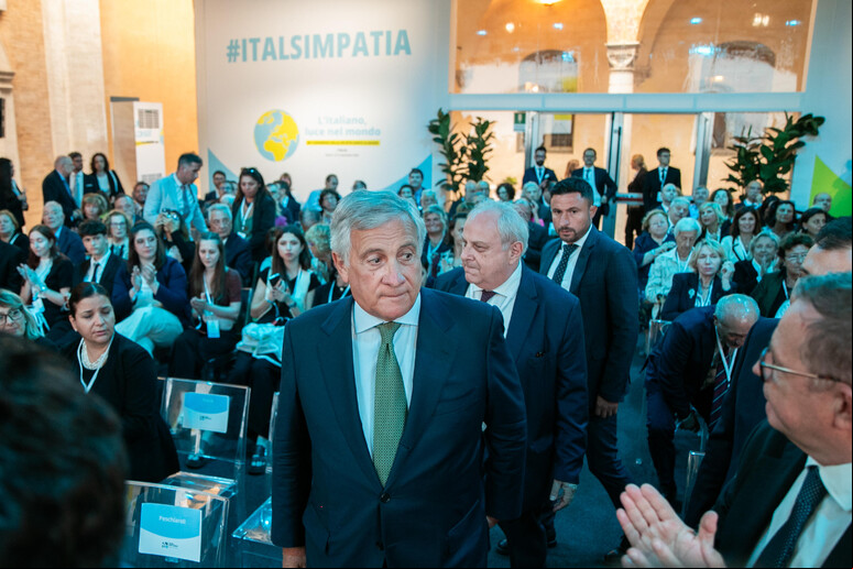 O ministro das Relações Exteriores da Itália, Antonio Tajani, durante congresso em Roma - TODOS OS DIREITOS RESERVADOS