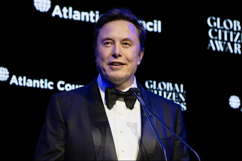Satélites de Musk estariam envolvidos nos ataques no Líbano com dispositivos eletrônicos - TODOS OS DIREITOS RESERVADOS