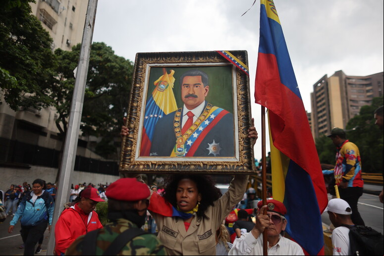 Apoiadores de Maduro exaltam líder chavista durante eata - TODOS OS DIREITOS RESERVADOS