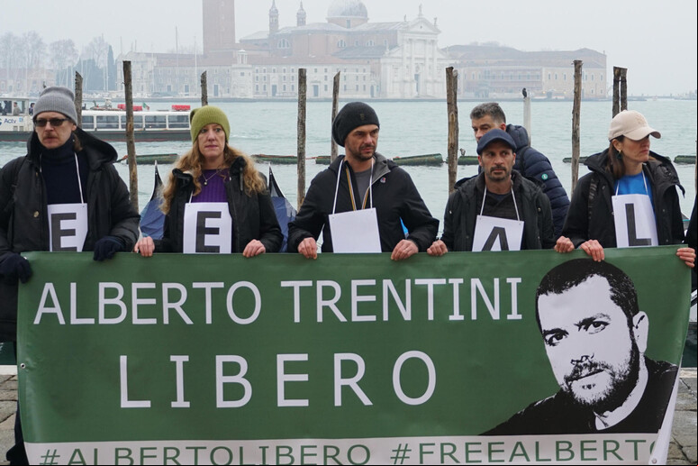 Manifestação na Itália em 31 de janeiro pede a libertação de Alberto Trentini - TODOS OS DIREITOS RESERVADOS