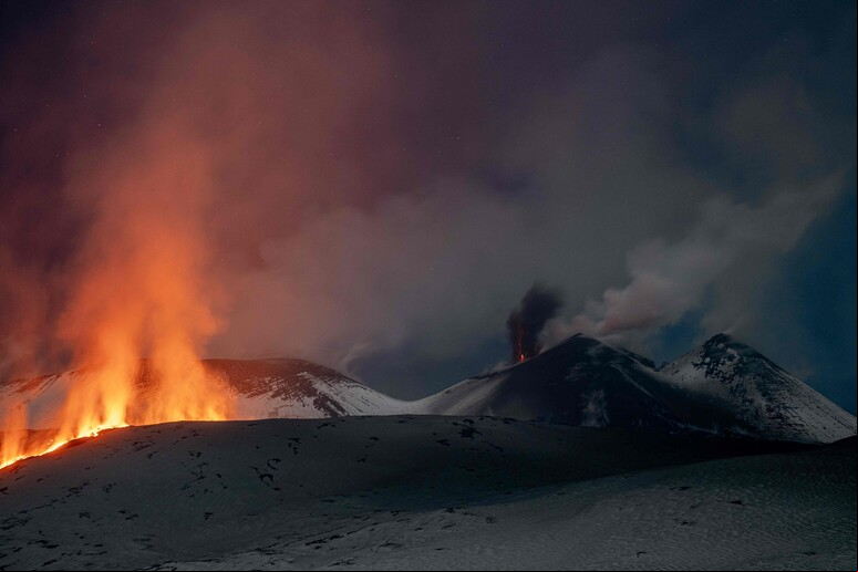 Etna entrou em erupção em 10 de fevereiro © ANSA/AFP
