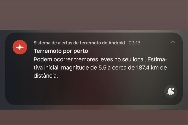 Alerta de terremoto recebido por usuários Android © ANSA/Reprodução/Instagram