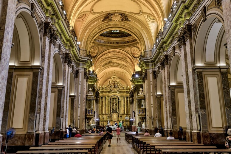 Turistas apostam em experiências ligadas à vida e obra do Papa - TODOS OS DIREITOS RESERVADOS