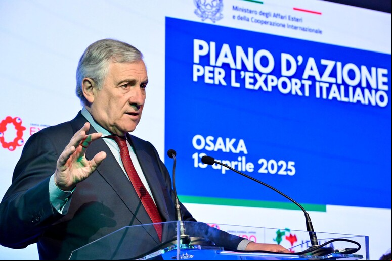 Tajani disse que a situação em relação ao tarifaço dos EUA está  'lentamente melhorando ' - TODOS OS DIREITOS RESERVADOS
