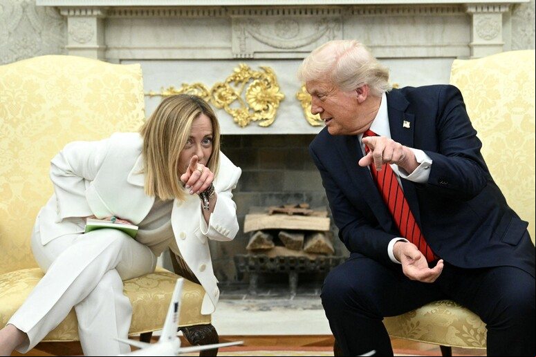 Meloni e Trump durante encontro na Casa Branca © ANSA/AFP