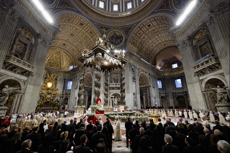 Vigília Pascal na Basílica de São Pedro - TODOS OS DIREITOS RESERVADOS