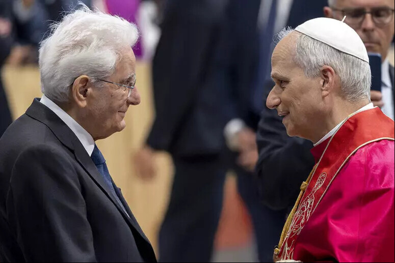 Mattarella e Leão XIV na missa de posse do pontífice - TODOS OS DIREITOS RESERVADOS