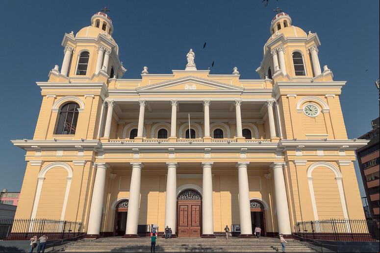 Diocese de Chiclayo no Peru - TODOS OS DIREITOS RESERVADOS
