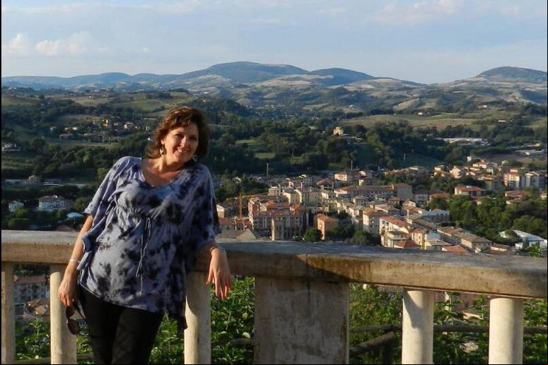 Carmen Prevost é prima distante do Papa - TODOS OS DIREITOS RESERVADOS